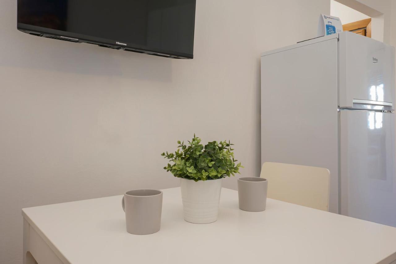 I Host Apartment - Fiuggi 59 Milano Eksteriør billede
