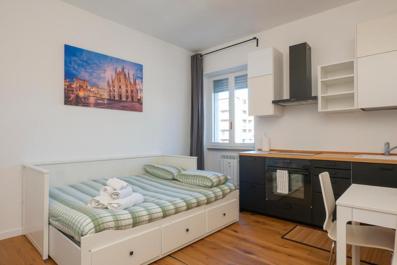 I Host Apartment - Fiuggi 59 Milano Eksteriør billede